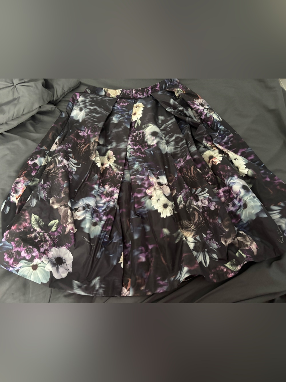 Pink tartan Floral Pleated Midi Skirt in Dark Floral